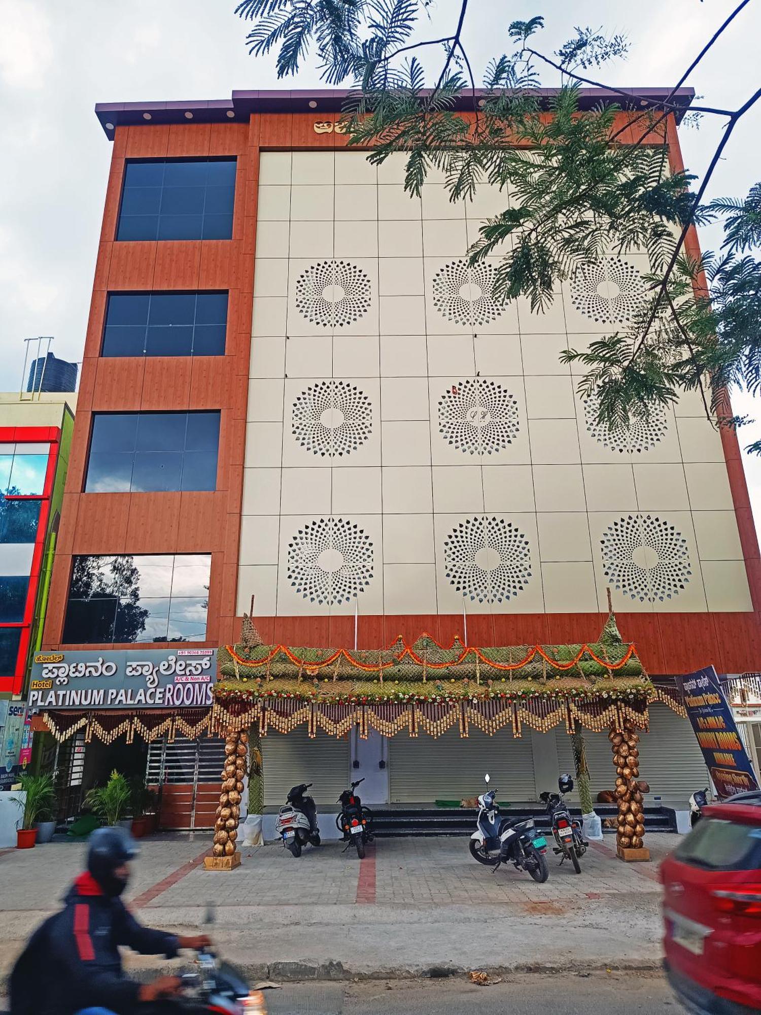 Hotel Achhu Palace Bengalúr Exteriér fotografie